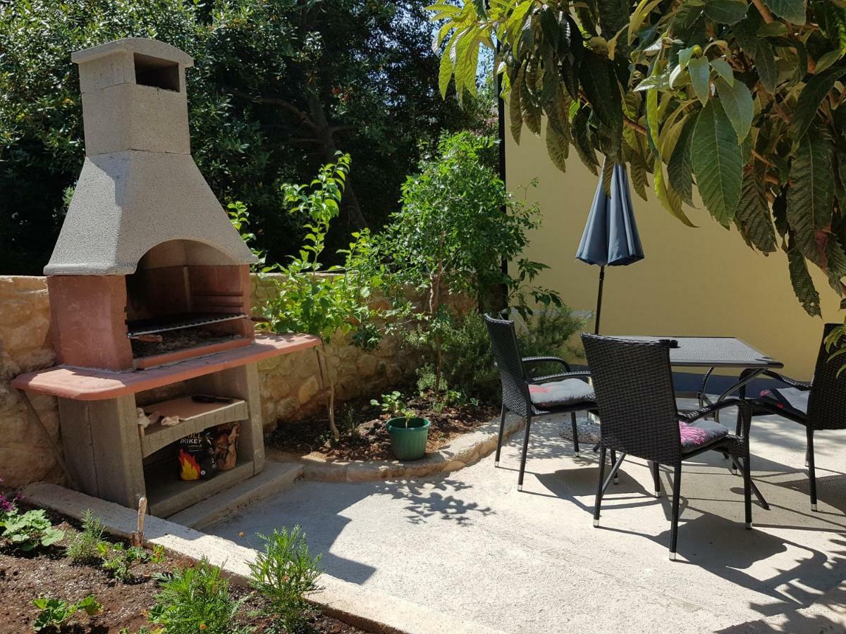 Apartment Zdenka Veli Lošinj Εξωτερικό φωτογραφία