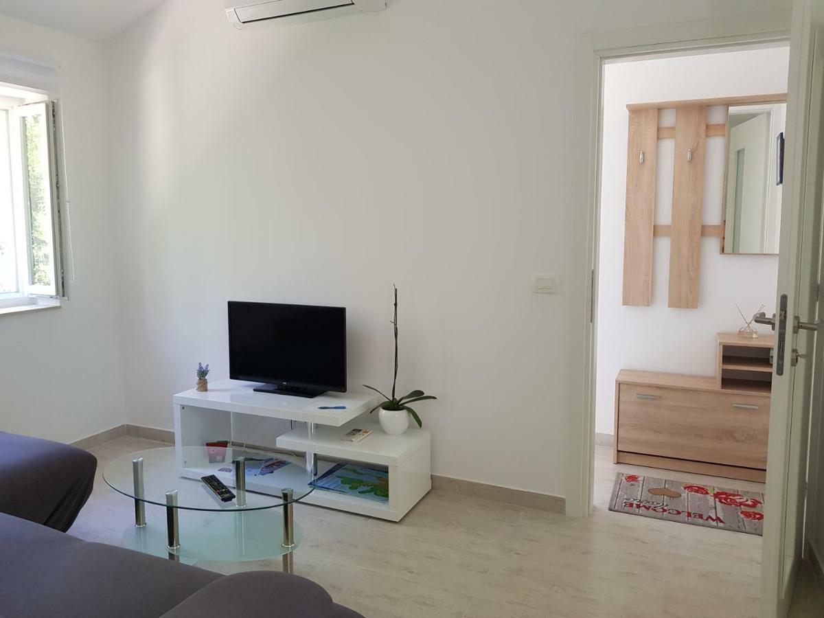 Apartment Zdenka Veli Lošinj Εξωτερικό φωτογραφία
